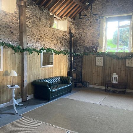 Penbedw Uchaf Estate - Rural Retreats, Tennis Mold Exterior foto