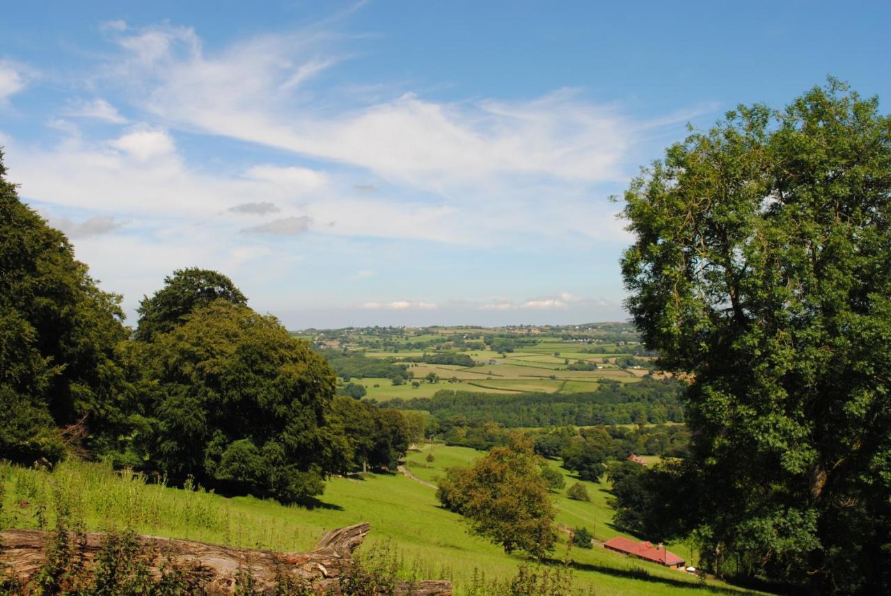 Penbedw Uchaf Estate - Rural Retreats, Tennis Mold Exterior foto